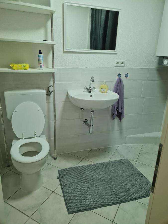 Haupt 3 Hostel Eningen unter Achalm Ngoại thất bức ảnh