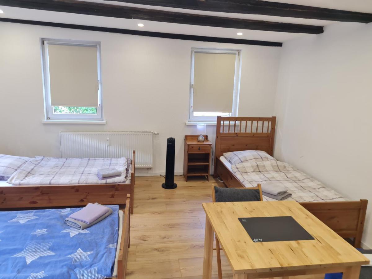Haupt 3 Hostel Eningen unter Achalm Ngoại thất bức ảnh