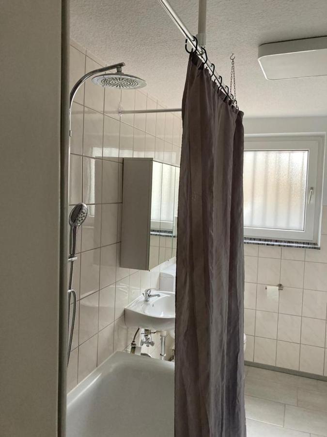 Haupt 3 Hostel Eningen unter Achalm Ngoại thất bức ảnh